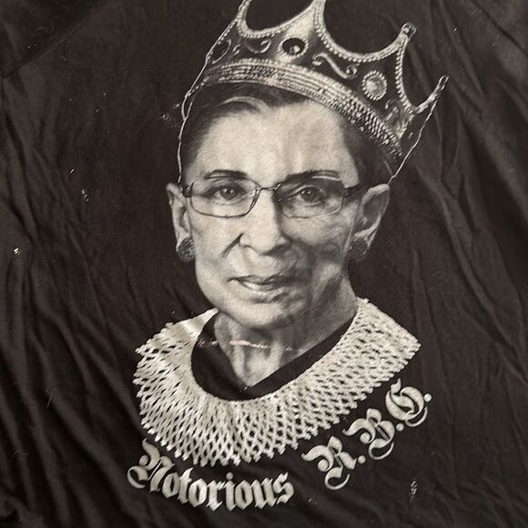 Notorious RBG black t-shirt - Picture 2 of 5